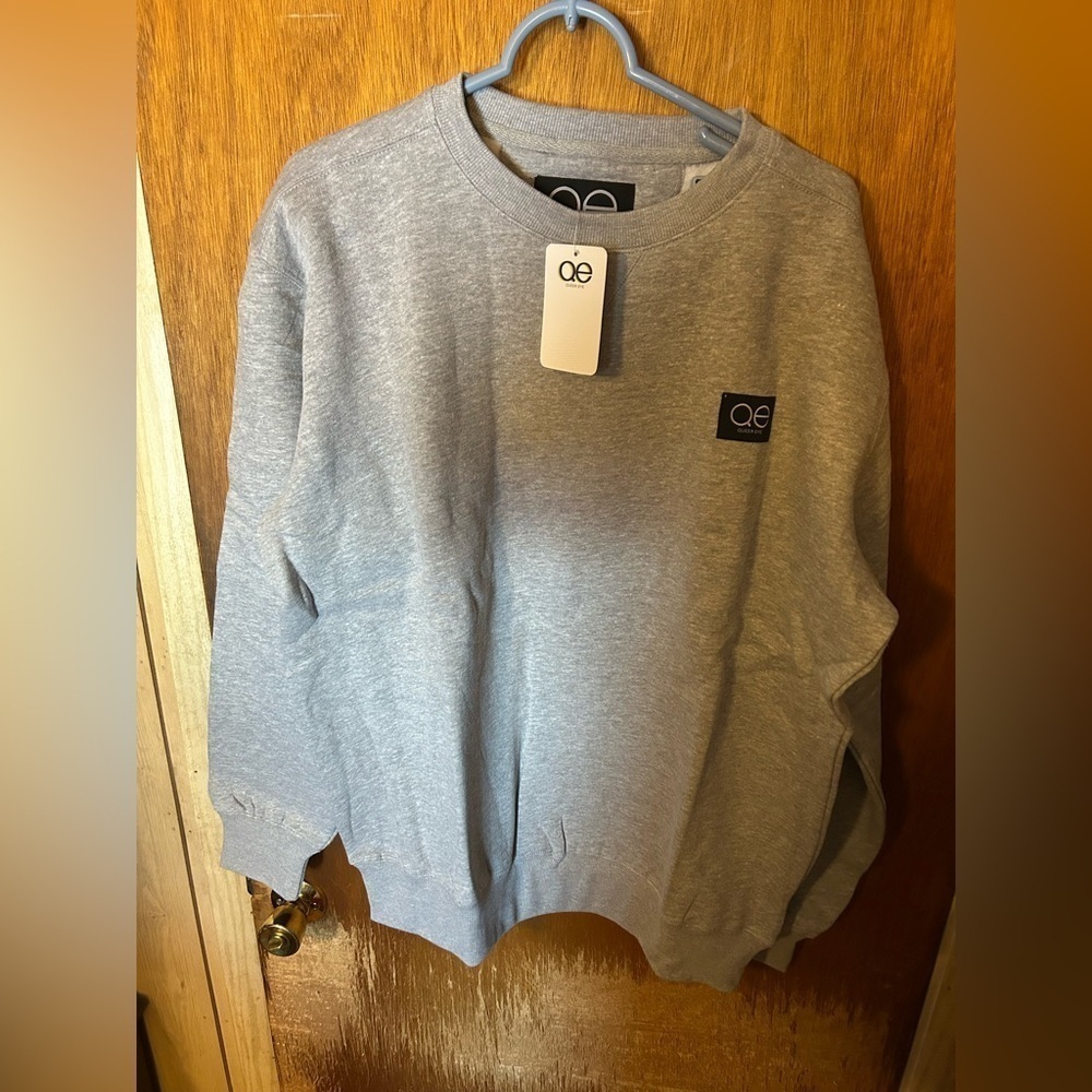 Queer eye sweat shirt